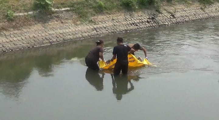 Warga Jombang Geger Seorang Gadis Ditemukan Meninggal Dunia di Sungai