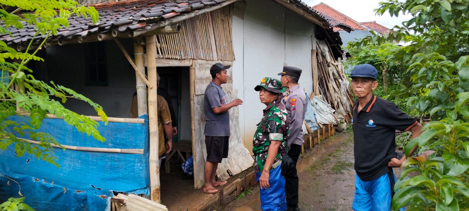 Perempuan Paruh Baya di Jember Ditemukan Tewas dengan Luka di Kepala di Rumah Orang