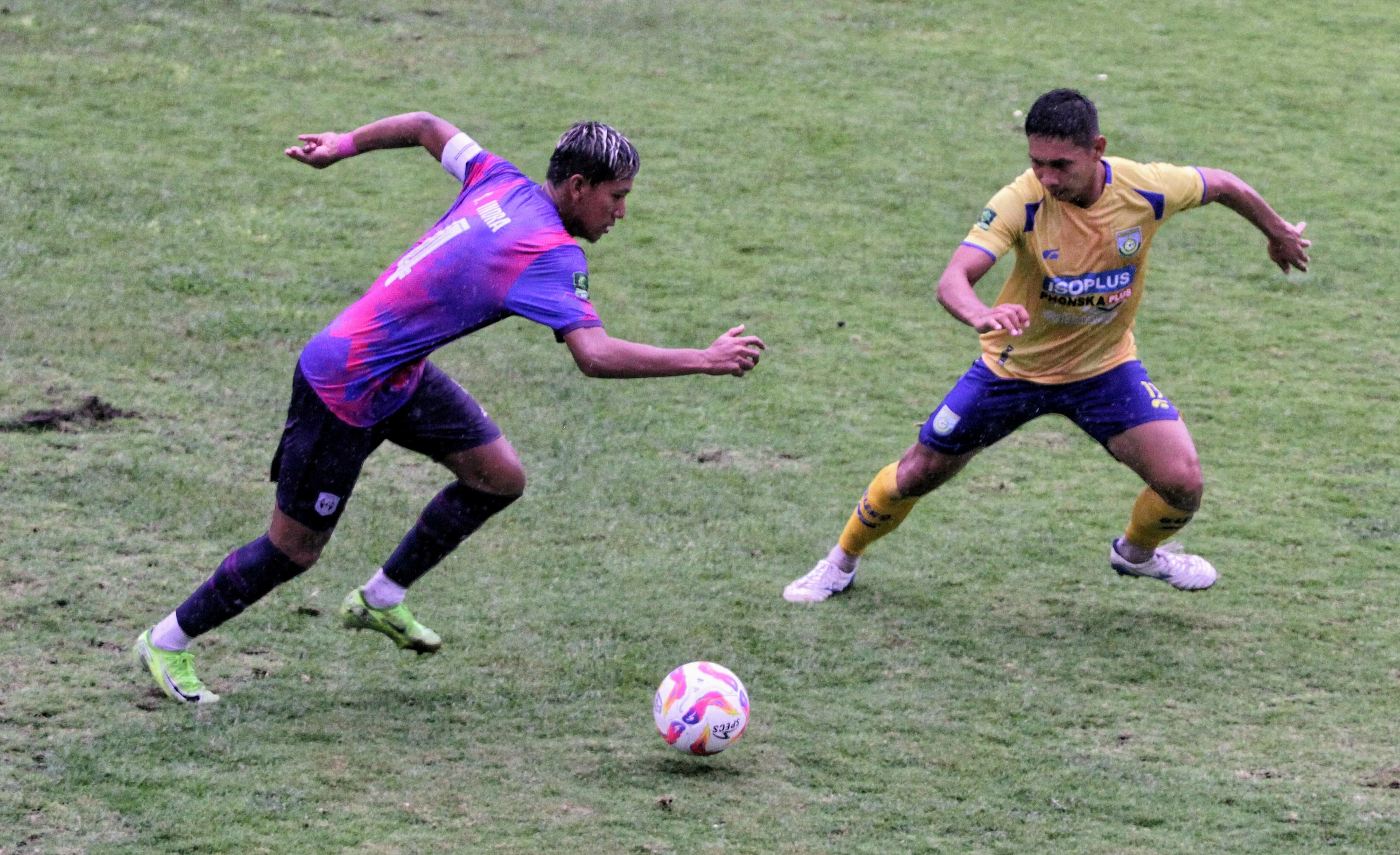 Gresik United Gulung RANS Nusantara FC 0-2