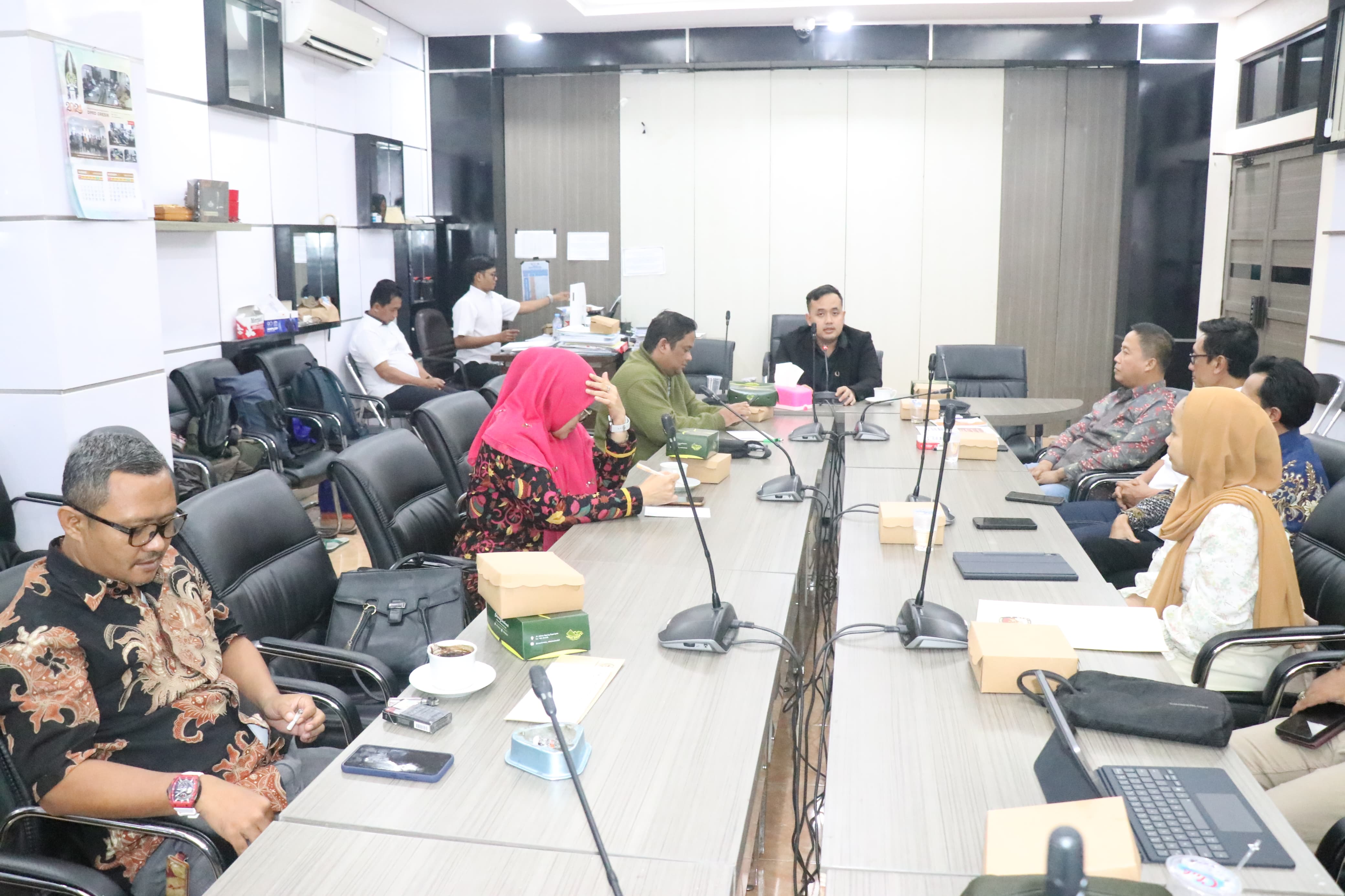 Komisi I DPRD Gresik Minta KPU Evaluasi RKB, Sosialisasi Dinilai Lemah