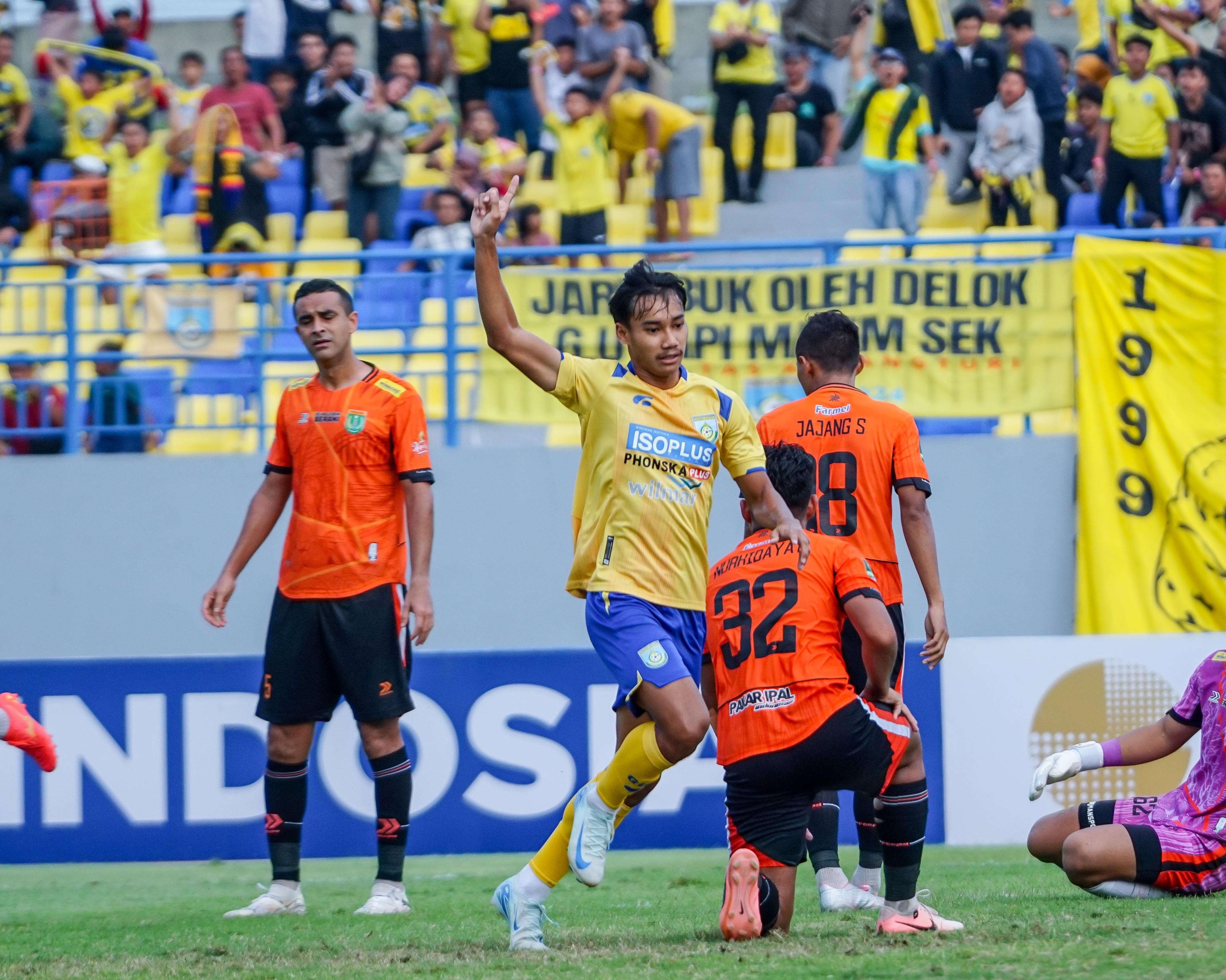 Bangkit di Babak Kedua, Gresik United Hancurkan Persibo 4-2