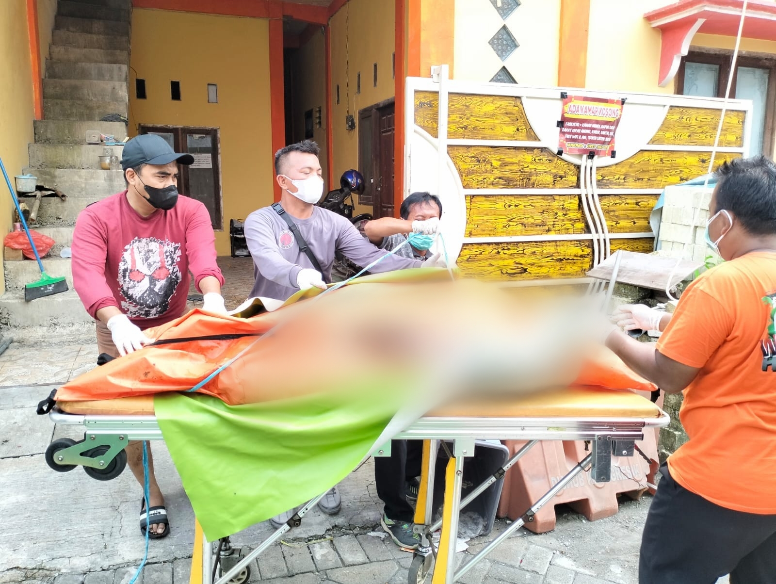 Pria Asal Bekasi Ditemukan Tewas di Kamar Kos Gresik, Diduga Kematian Akibat Diabetes Akut