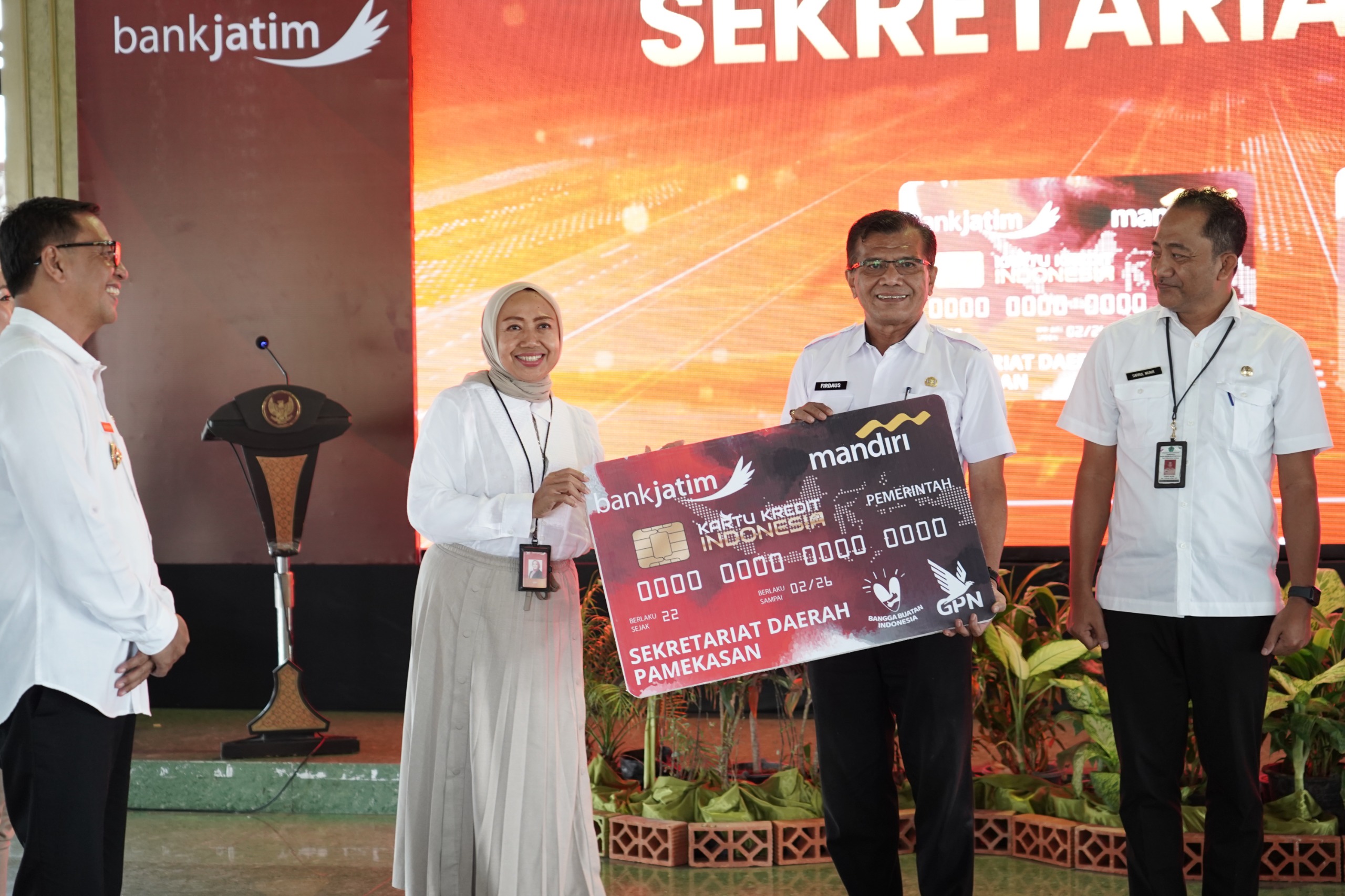 Dorong Digitalisasi Keuangan, Bank Jatim dan Pemkab Pamekasan Resmi Luncurkan KKI