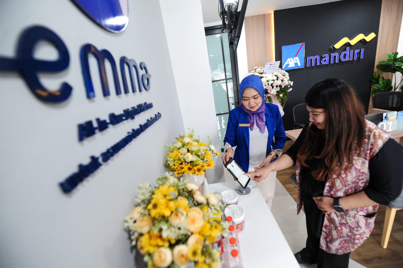 Tingkatkan Kualitas Layanan, AXA Mandiri Resmikan Customer Care Centre Baru di Surabaya