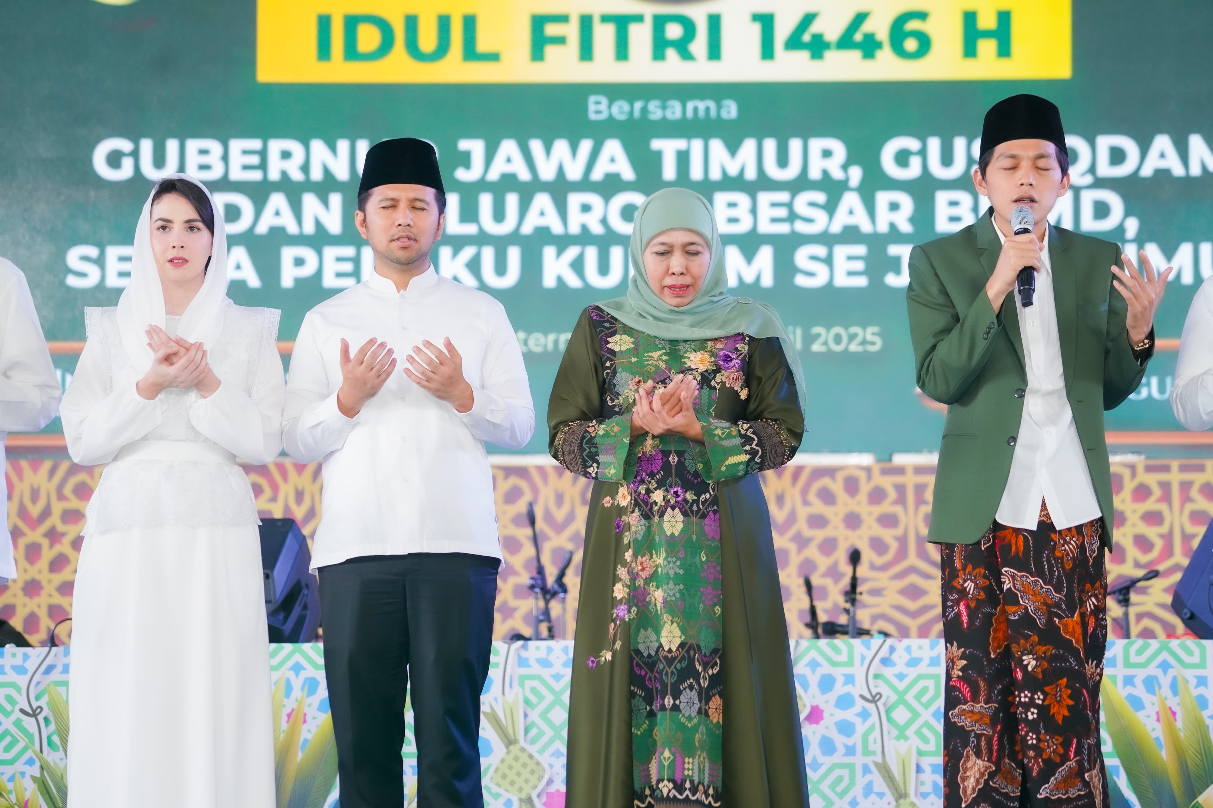 Optimisme Ekonomi Jawa Timur Menggema dalam Halal Bihalal Gubernur Bersama Ribuan Insan BUMD dan Pelaku UMKM