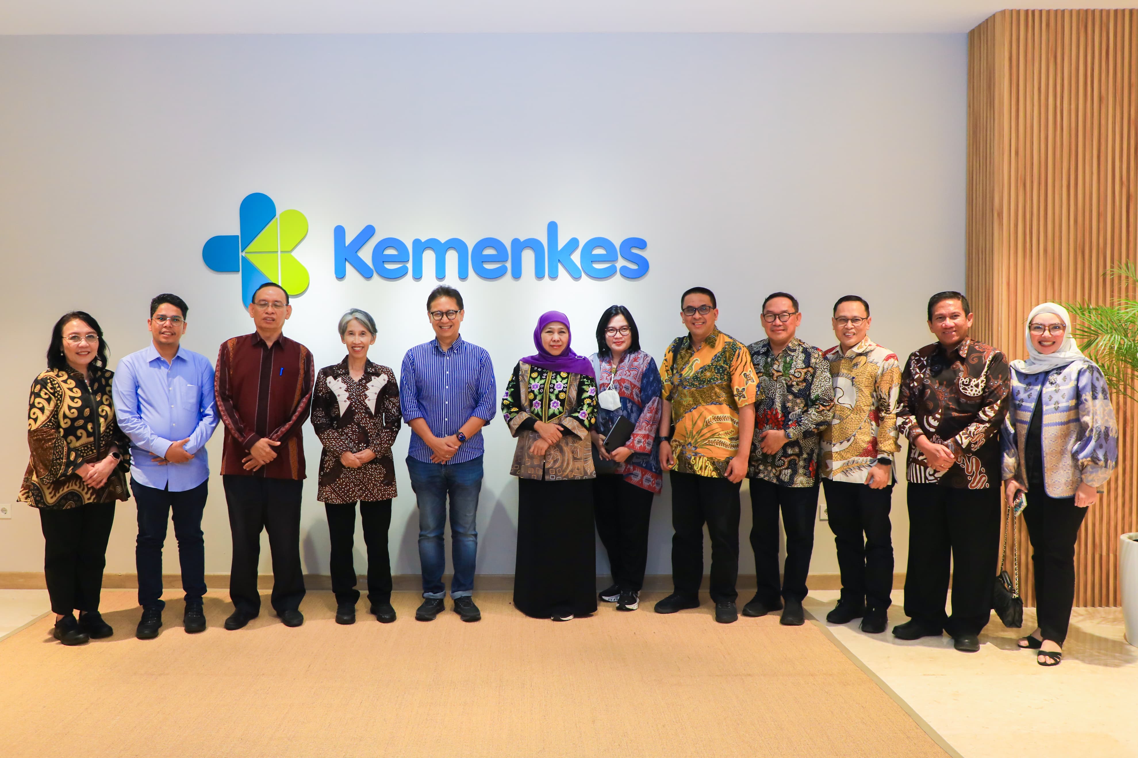 Kolaborasi Gubernur Khofifah dan Menkes RI untuk Meningkatkan Kualitas Pendidikan Kedokteran melalui RSPPU di Jawa Timur