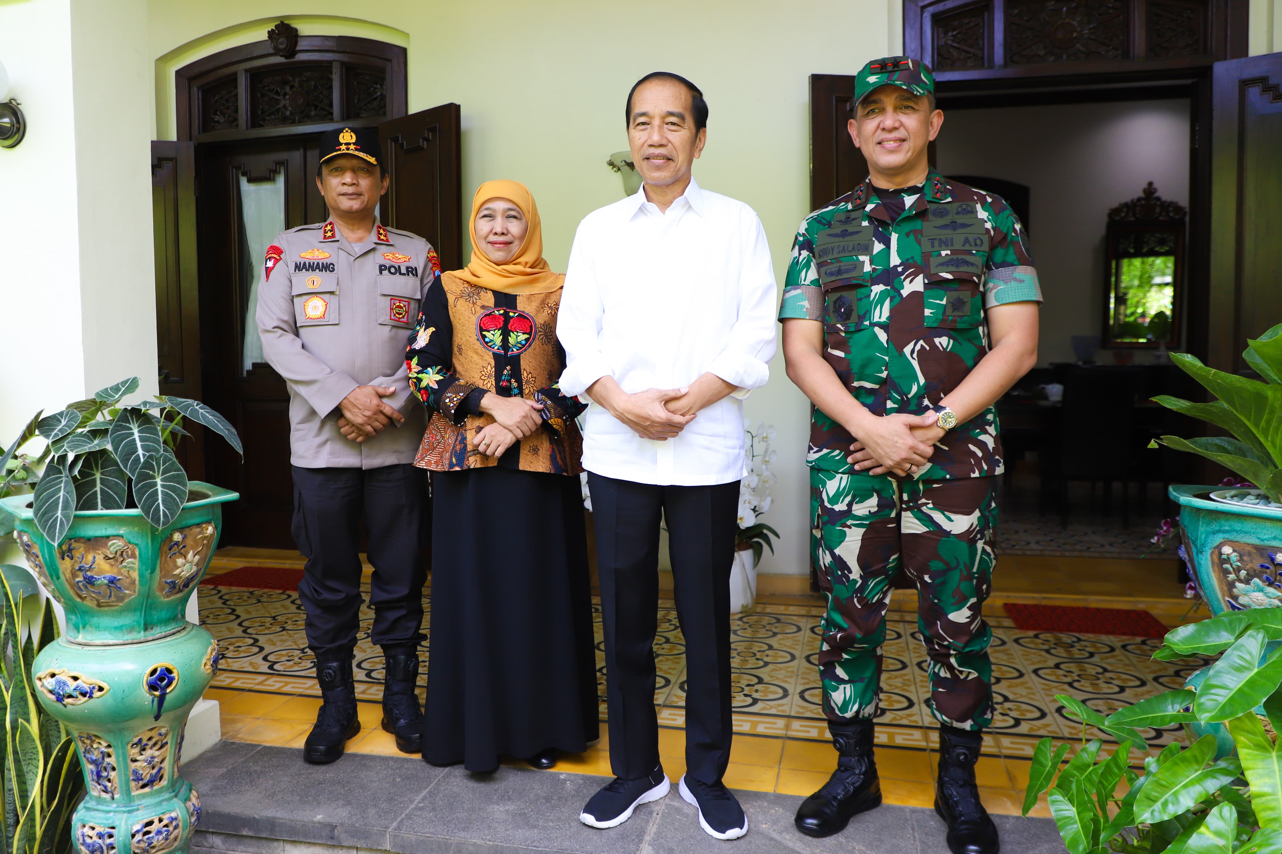 Gubernur Khofifah Bersama Pangdam dan Kapolda Temui Presiden Jokowi, Bahas Dampak Perang Dagang terhadap Ekonomi Jatim