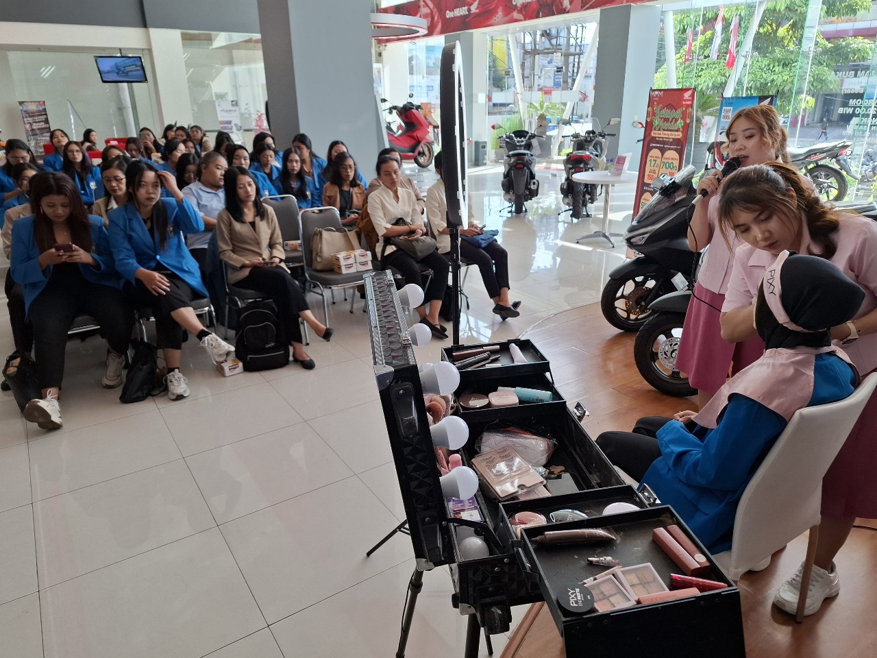 Scoopy Velocreativity di MPM Malang: Semangat Kartini Muda dalam Gaya, Edukasi, dan Keselamatan Berkendara