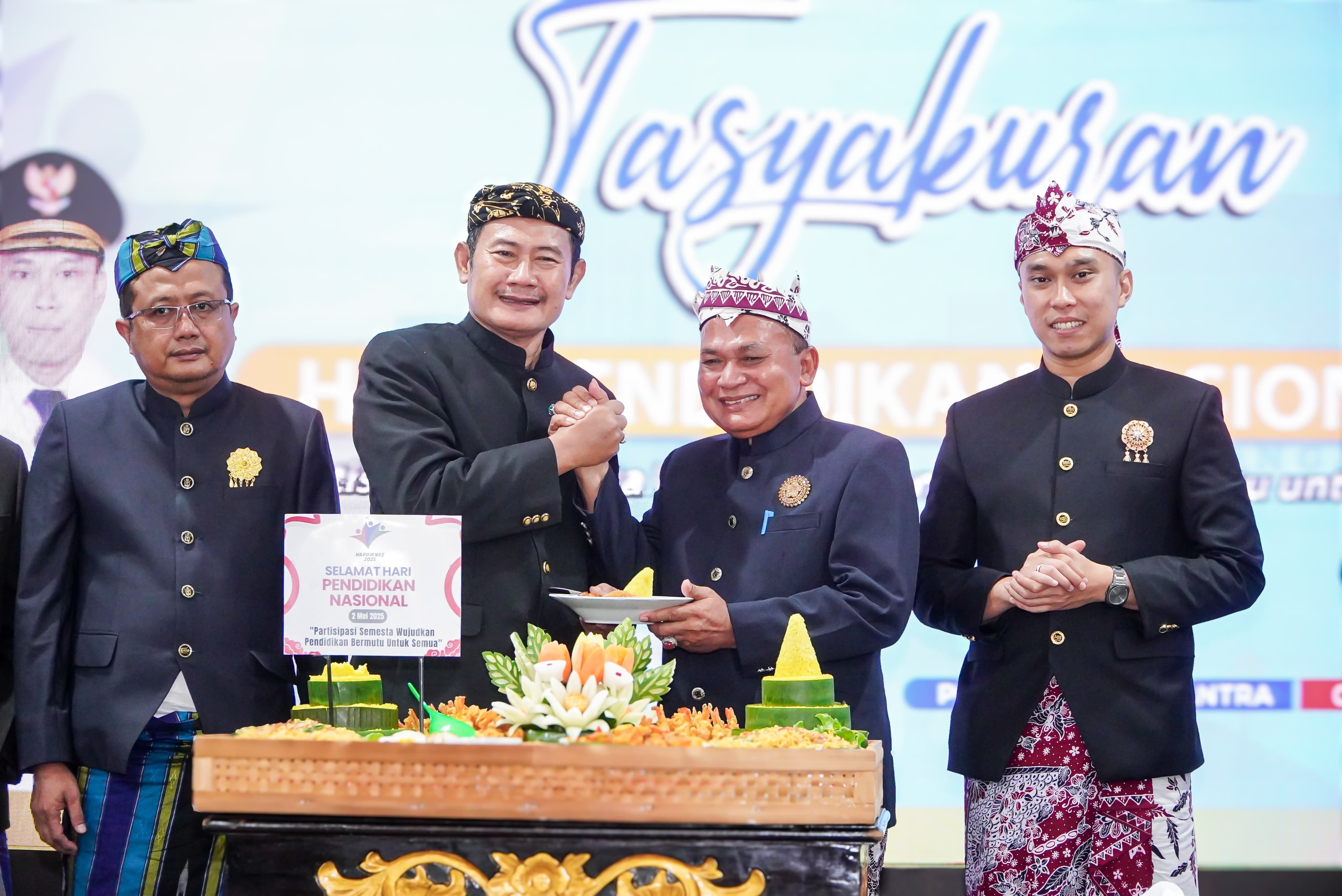 Hardiknas 2025, Pemkab Lamongan Apresiasi Insan Pendidikan sebagai Garda Depan Pembentukan Generasi Emas