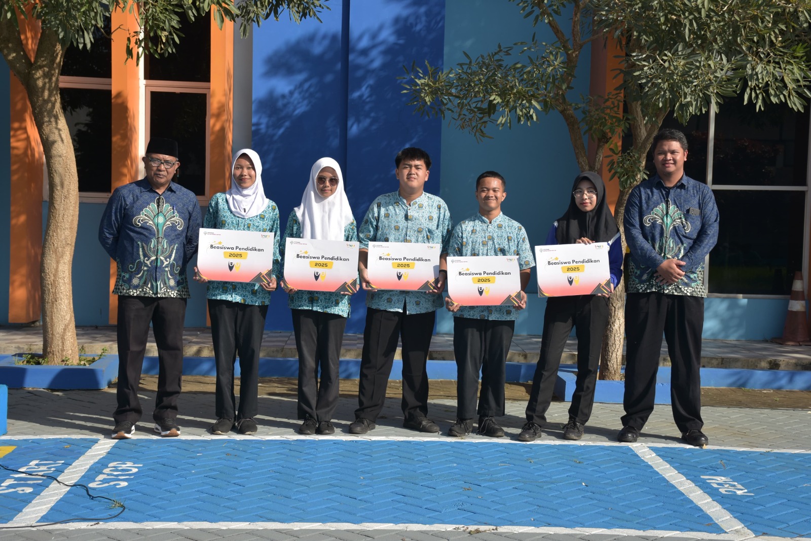 Empat Duta Safety Riding SMK Muhammadiyah 1 Kepanjen Raih Beasiswa dari Yayasan Astra Honda Motor