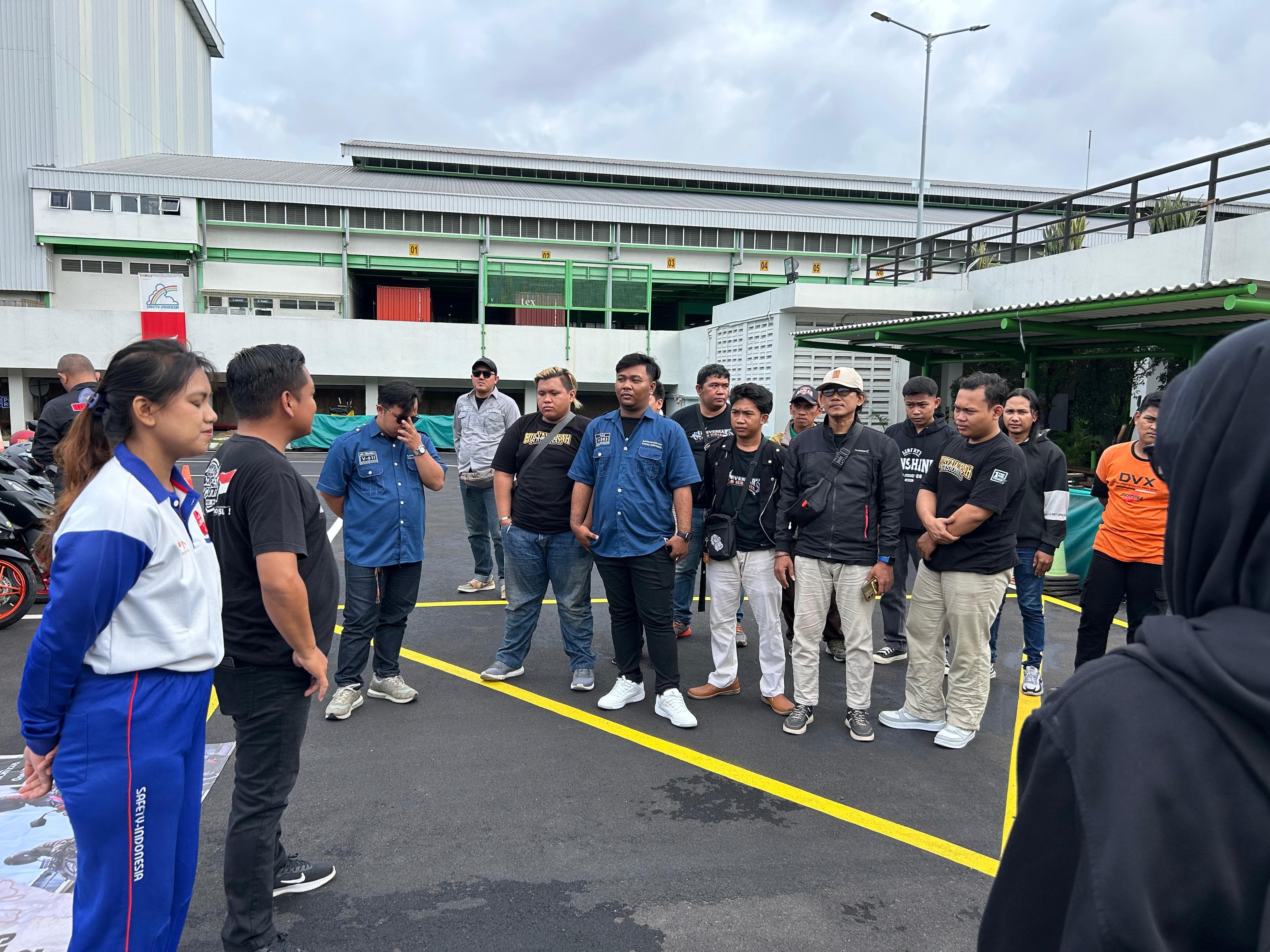 Vario EduRide 2025: Edukasi dan Aksi Sosial Komunitas Honda Meriahkan Hari Pendidikan Nasional di Sidoarjo