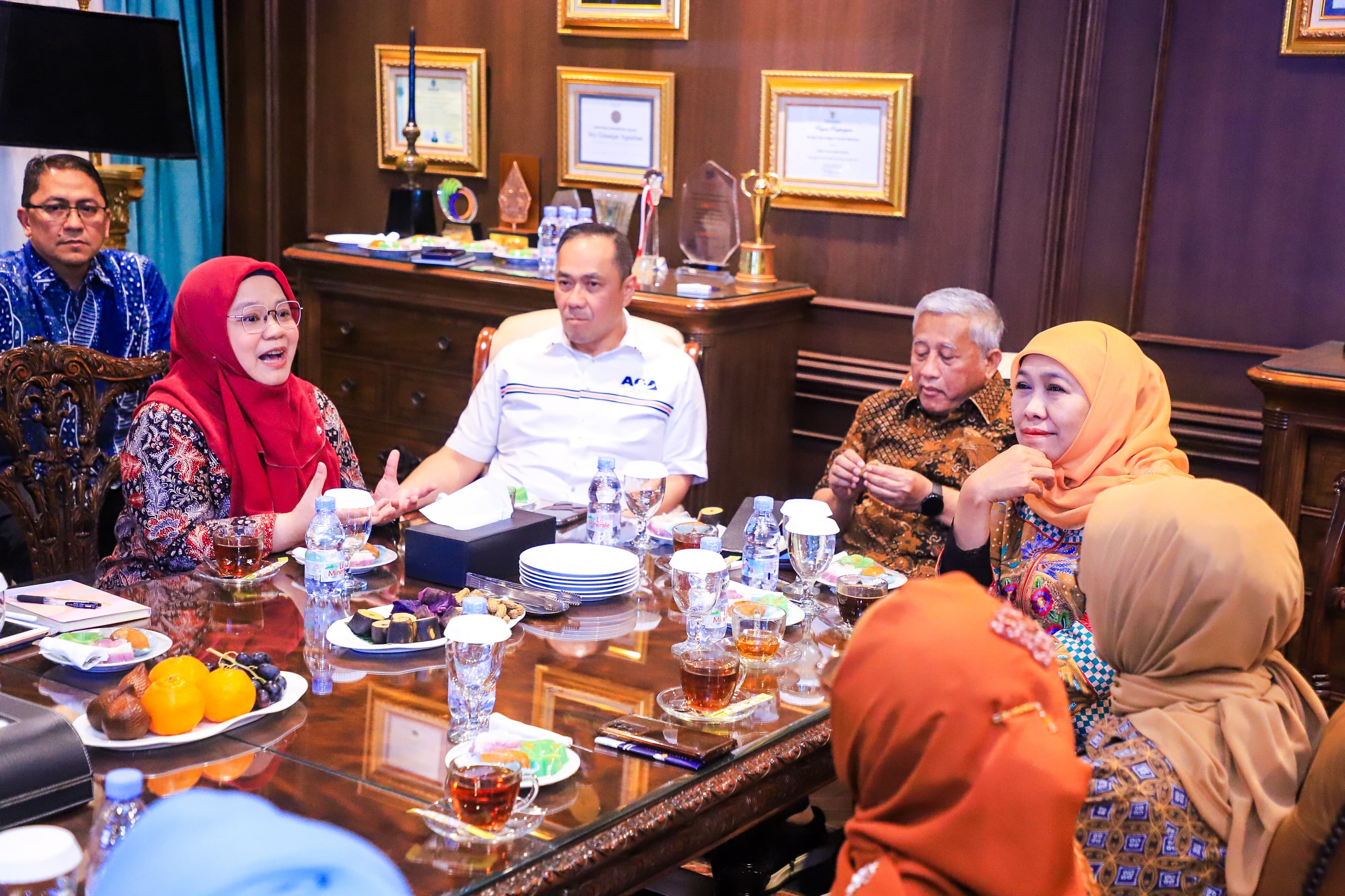Gubernur Khofifah Target Produktivitas ASN Meningkat dengan Penerapan ESQ