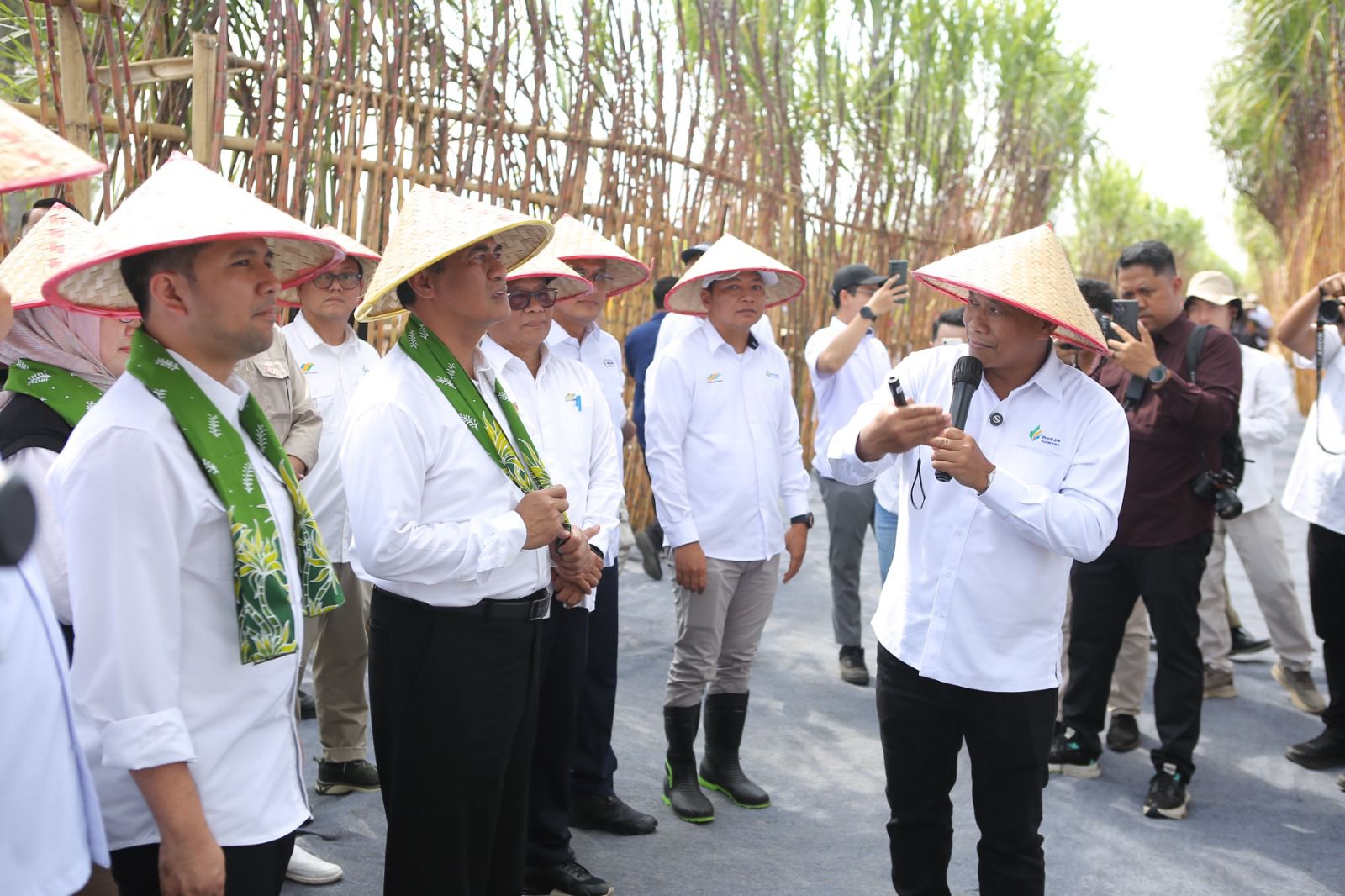 Tinjau PG Jatiroto, Mentan Optimis Swasembada Gula Dimulai dari Jatim