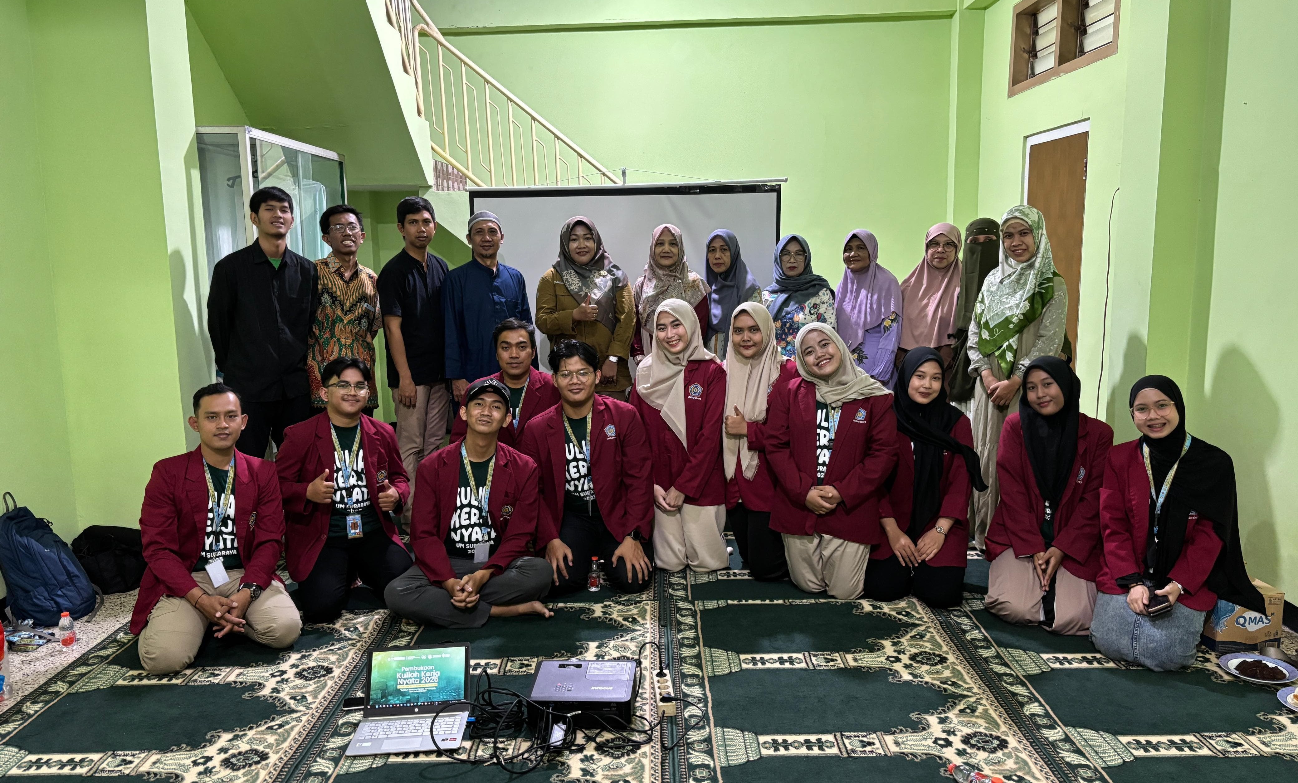 Mahasiswa KKN Kelompok 39 UMS Resmi Membuka Program Bersama PCM dan PCA Kecamatan Genteng