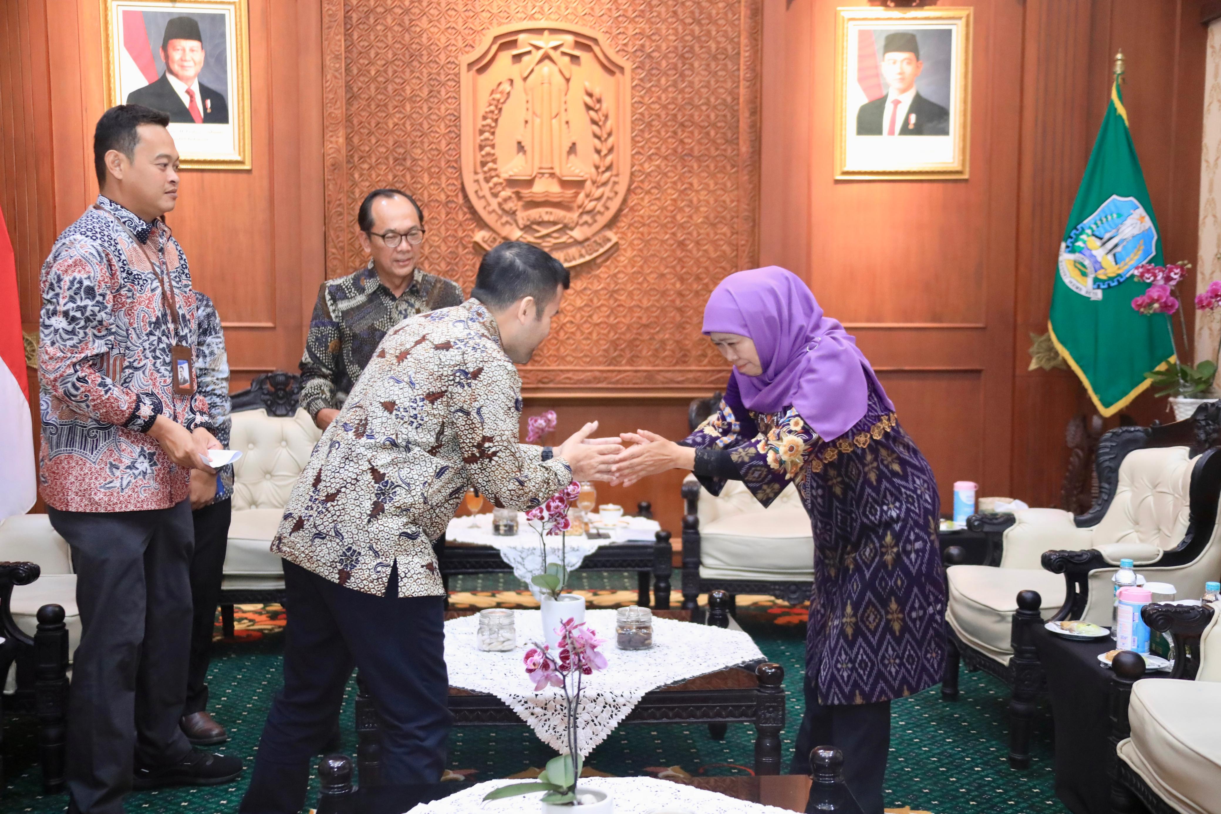 Sambut FESYAR 2025, Gubernur Khofifah Optimistis Ekonomi Syariah Jatim Makin Melesat