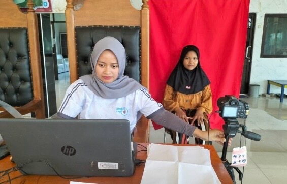 Dispendukcapil Bojonegoro Mudahkan Warga, 116 Anak di Desa Lengkong Rekam KIA