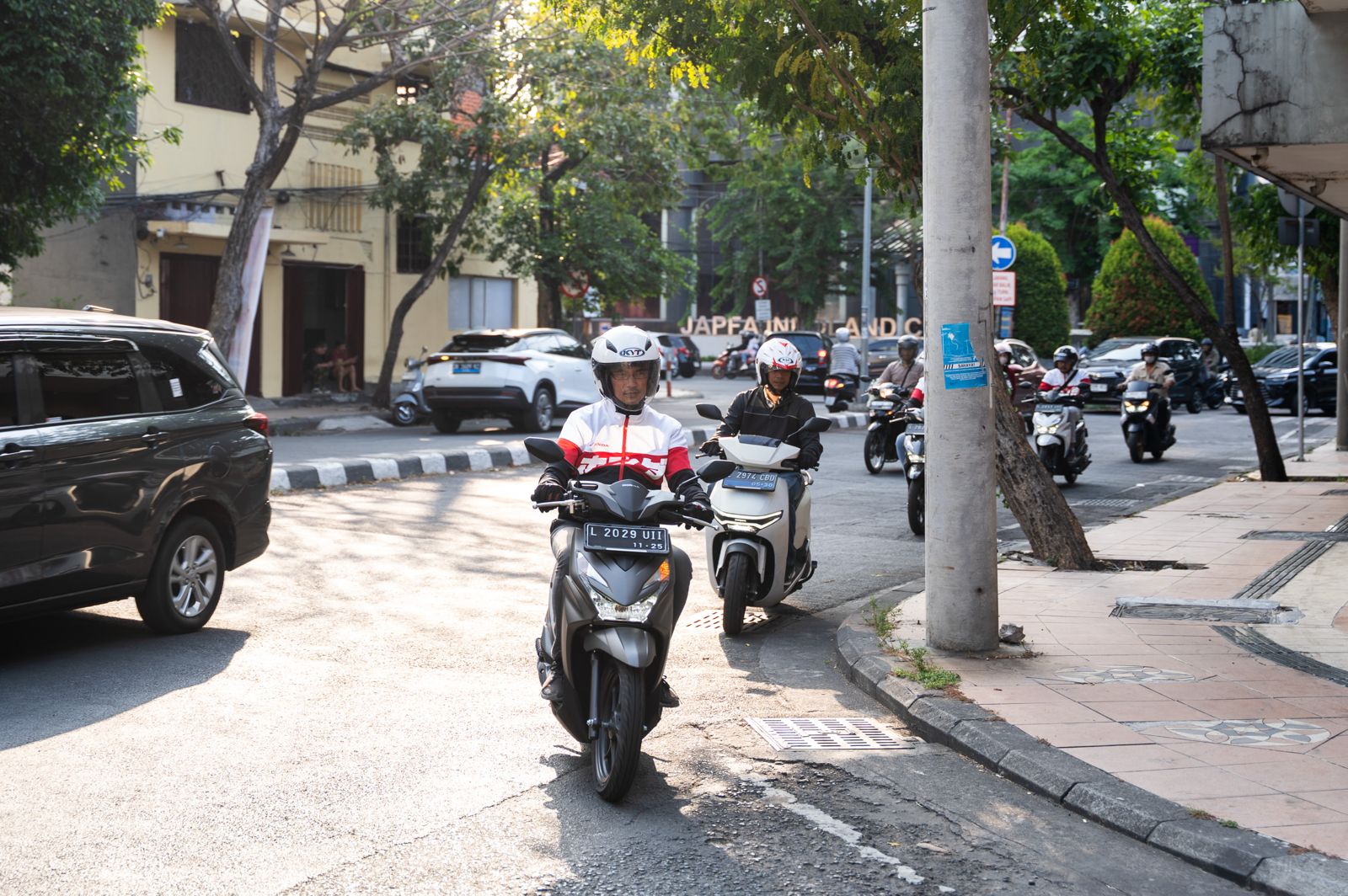 Kampanye #Cari Aman di Jalan, MPM Honda Jatim Dorong Pengendara Terapkan Jarak Aman 3 Detik