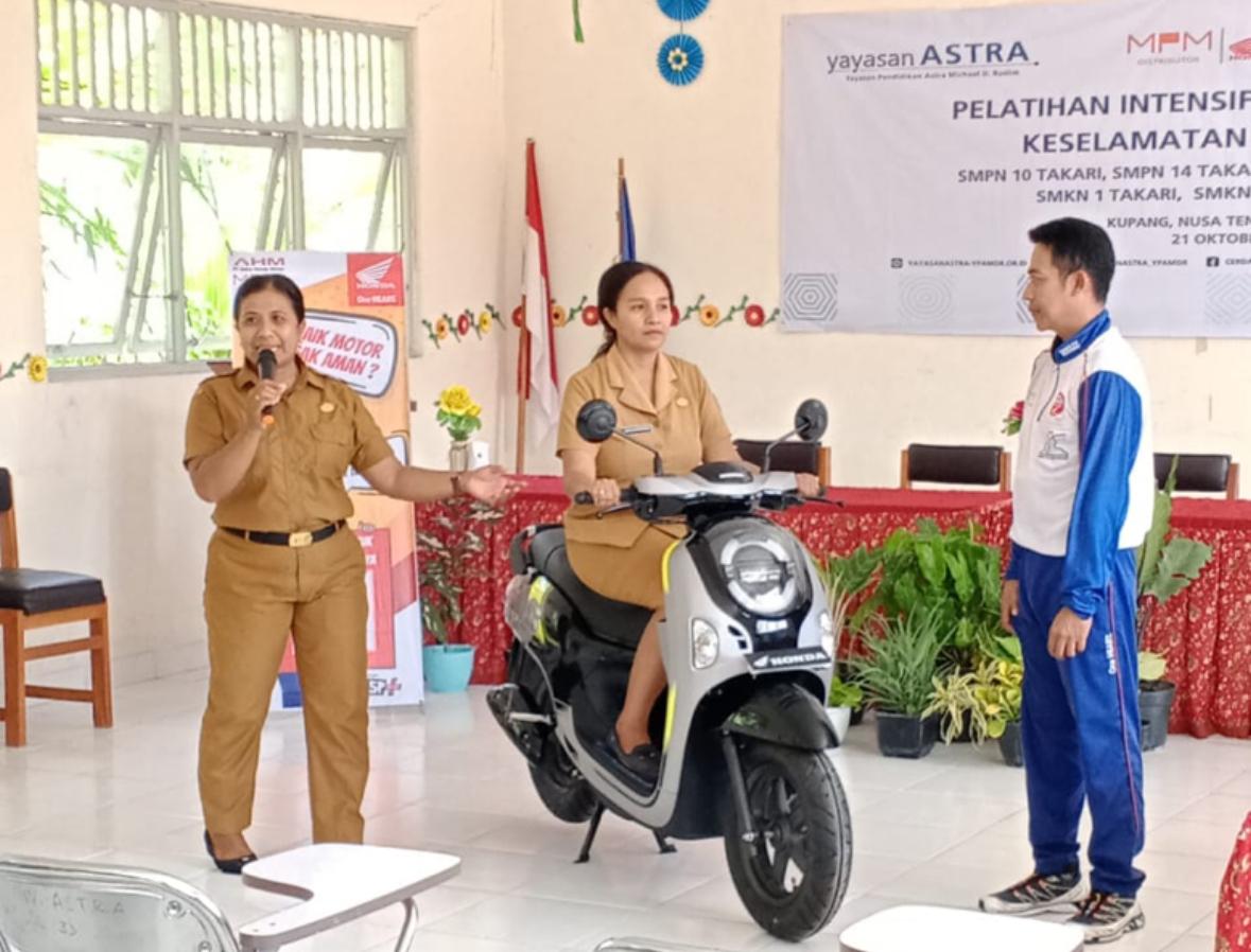 MPM Honda Jatim Ajak 100 Guru di Rote Barat & Takari NTT Jadi Pelopor #Cari Aman di Sekolah