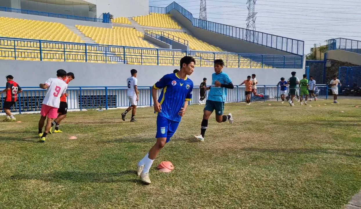 Latihan Dua Kali Sehari, Gresik United Siapkan Tim Tangguh untuk Liga 3