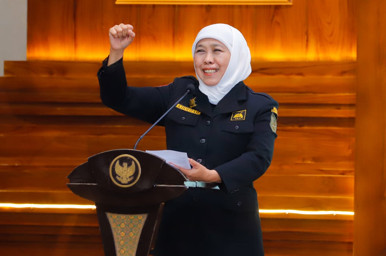 Khofifah Dikukuhkan sebagai Dewan Pembina Kehormatan Mas TRIP Jatim, Ajak Estafetkan Semangat Perjuangan ke Pelajar
