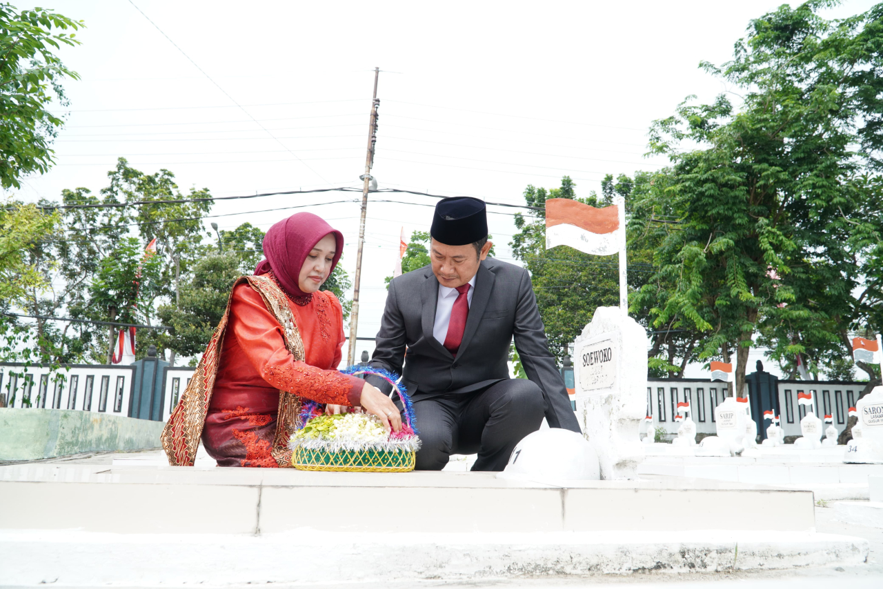 Lanjutkan Perjuangan Pahlawan Melalui Program Prioritas, Bupati Yes: Berjuang dengan Ilmu, Empati, dan Pengabdian