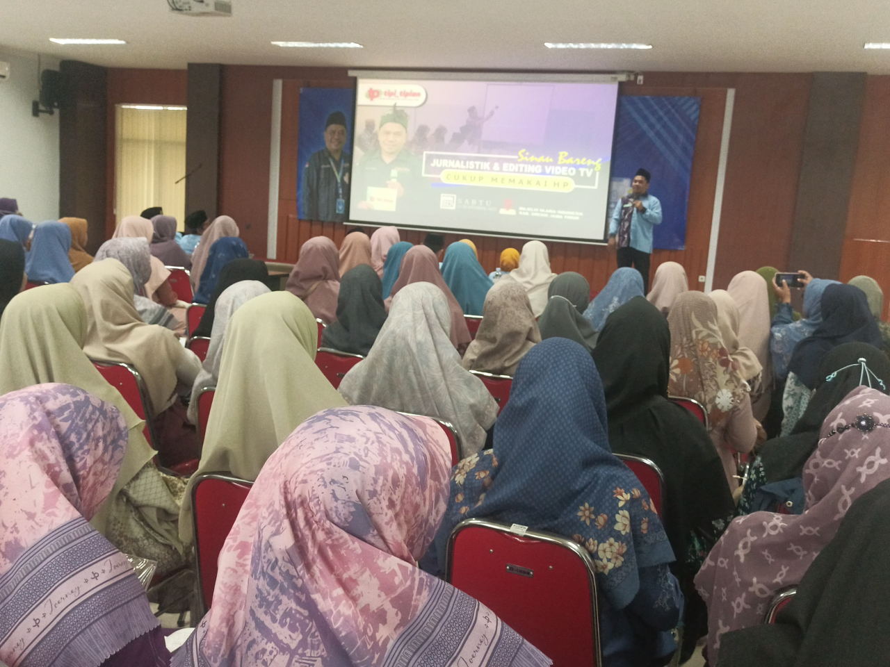 DPD BKPRMI Gresik Gelar Penguatan Organisasi dan Pelatihan Media Sosial untuk Guru Qur’an