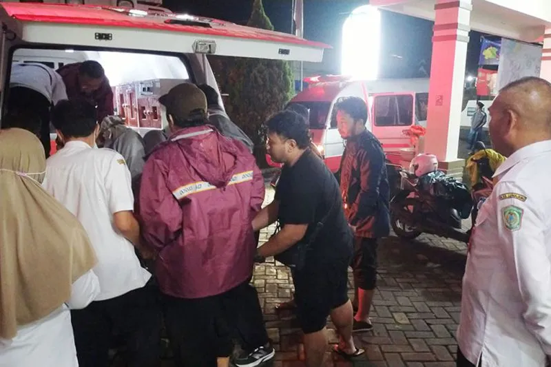 Pasutri Alami Luka Bakar, Motornya Terpeleset di Jembatan Gladak Perak  Yang Tertutup Abu Panas Semeru