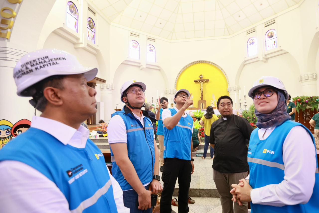 Pastikan Ibadah Tanpa Kedip, Dirut PLN Tinjau Langsung Keandalan Listrik Gereja Se-Indonesia