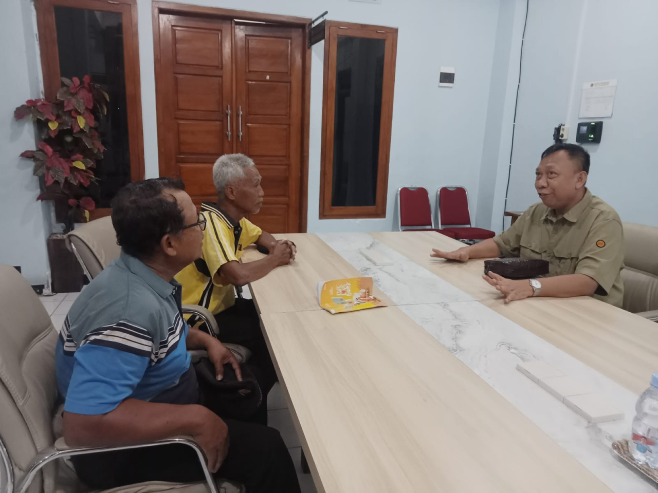 Temui Perwakilan Warga Gedangsewu, Kepala Kantah Tulungagung Apresiasi Keaktifan Masyarakat Sambut Program PTSL