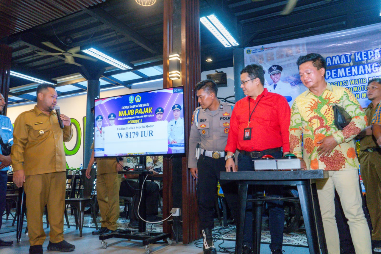 Realisasi Pajak daerah Tembus 87,5  Persen, Pemkab Gresik Beri Hadiah TV hingga Umrah