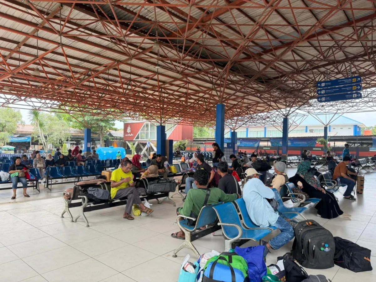 Kabut Asap Selimuti Banjarmasin, Pelindo Pastikan Aktivitas Pelabuhan Trisakti Tetap Normal