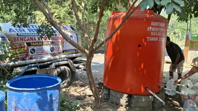 Pemkab Pasuruan Lakukan Droping di 12 Desa Alami Kekeringan