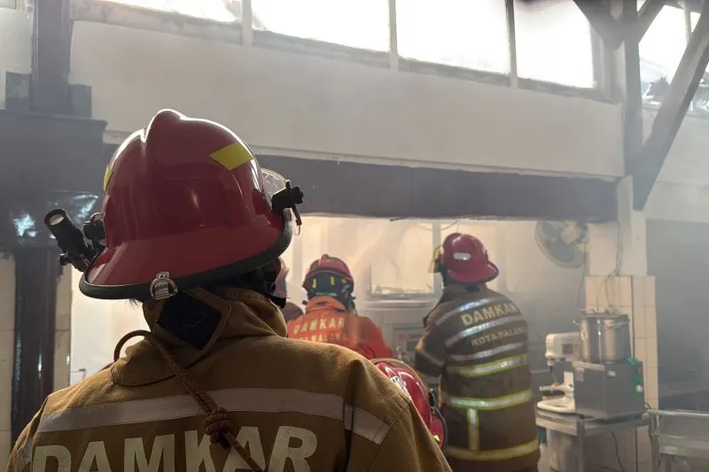RS Saiful Anwar Malang Terbakar, Puluhan Mobil Damkar Dikerahkan