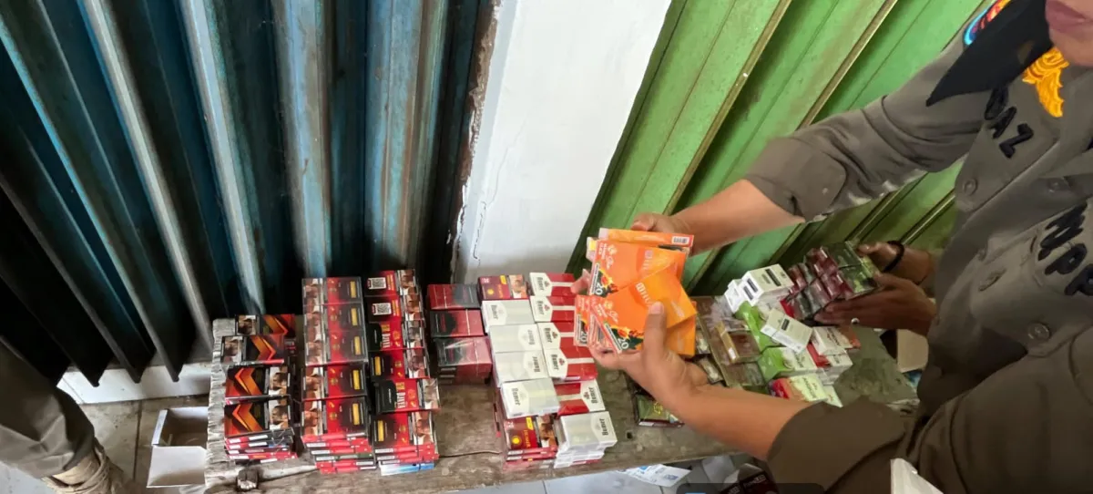 Operasi Gabungan di Empat Kecamatan, Pemkab Lamongan dan Bea Cukai Sita 31.648 Batang Rokok Ilegal