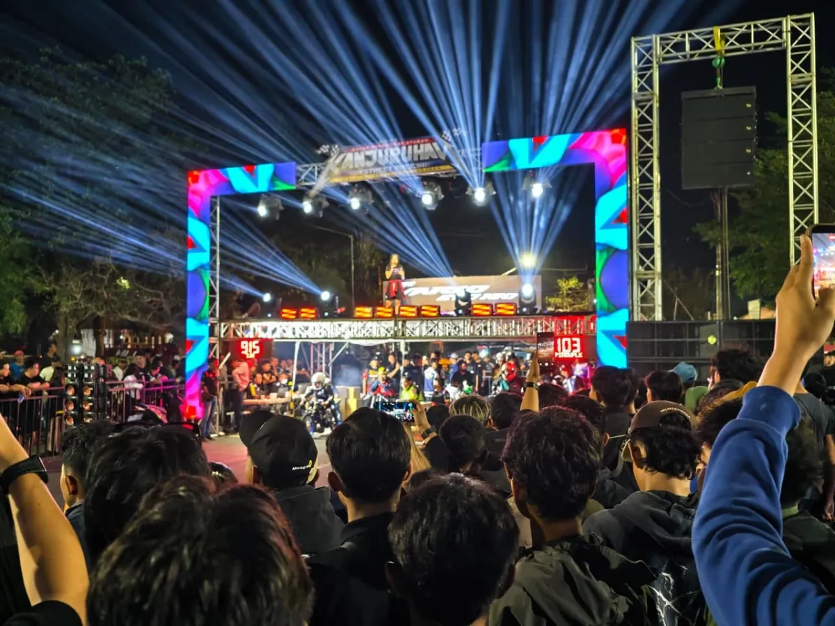 Sambut Sensasi LAKI CODE di Malang: Dari Adu Adrenalin hingga Kemeriahan Night Ride Honda Vario Evo 160