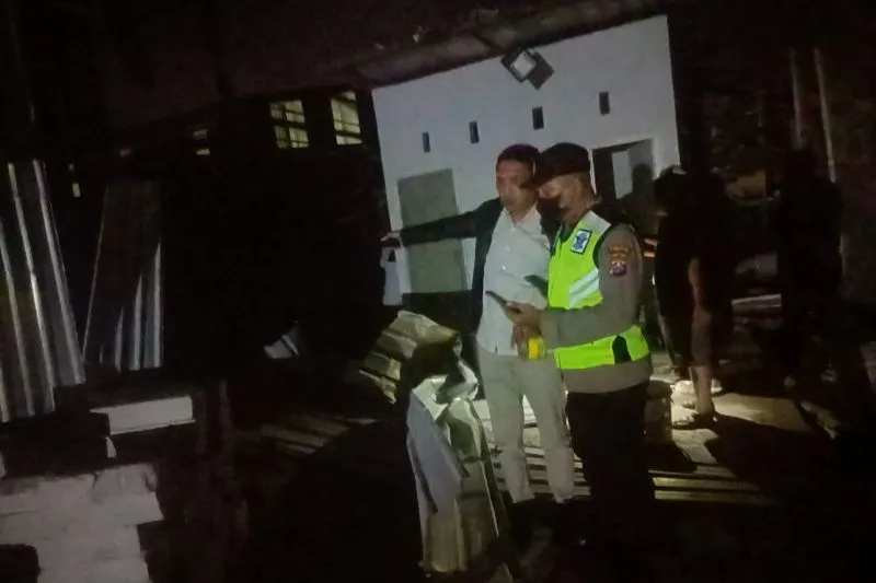 Pabrik Bata Ringan di Pucuk Lamongan Terbakar, Satu Orang Tewas