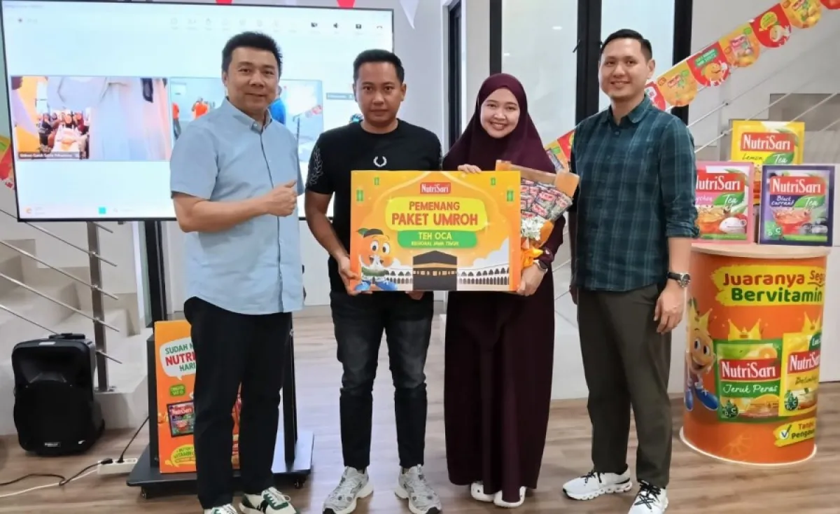 Nutrisari Berangkatkan 20 Operator Terpilih Umrah ke Tanah Suci