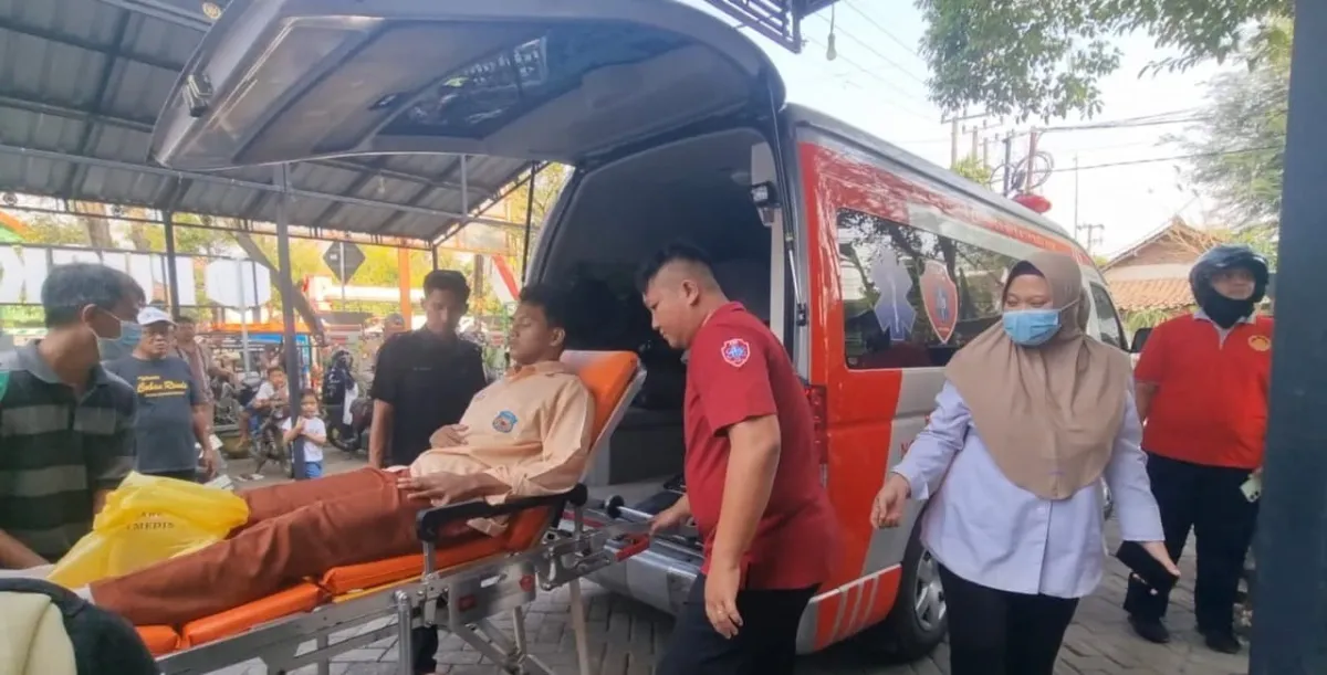 Usai Sidoarjo,  Kini 49 Siswa SMAN 3 Nganjuk Keracunan Menu MBG