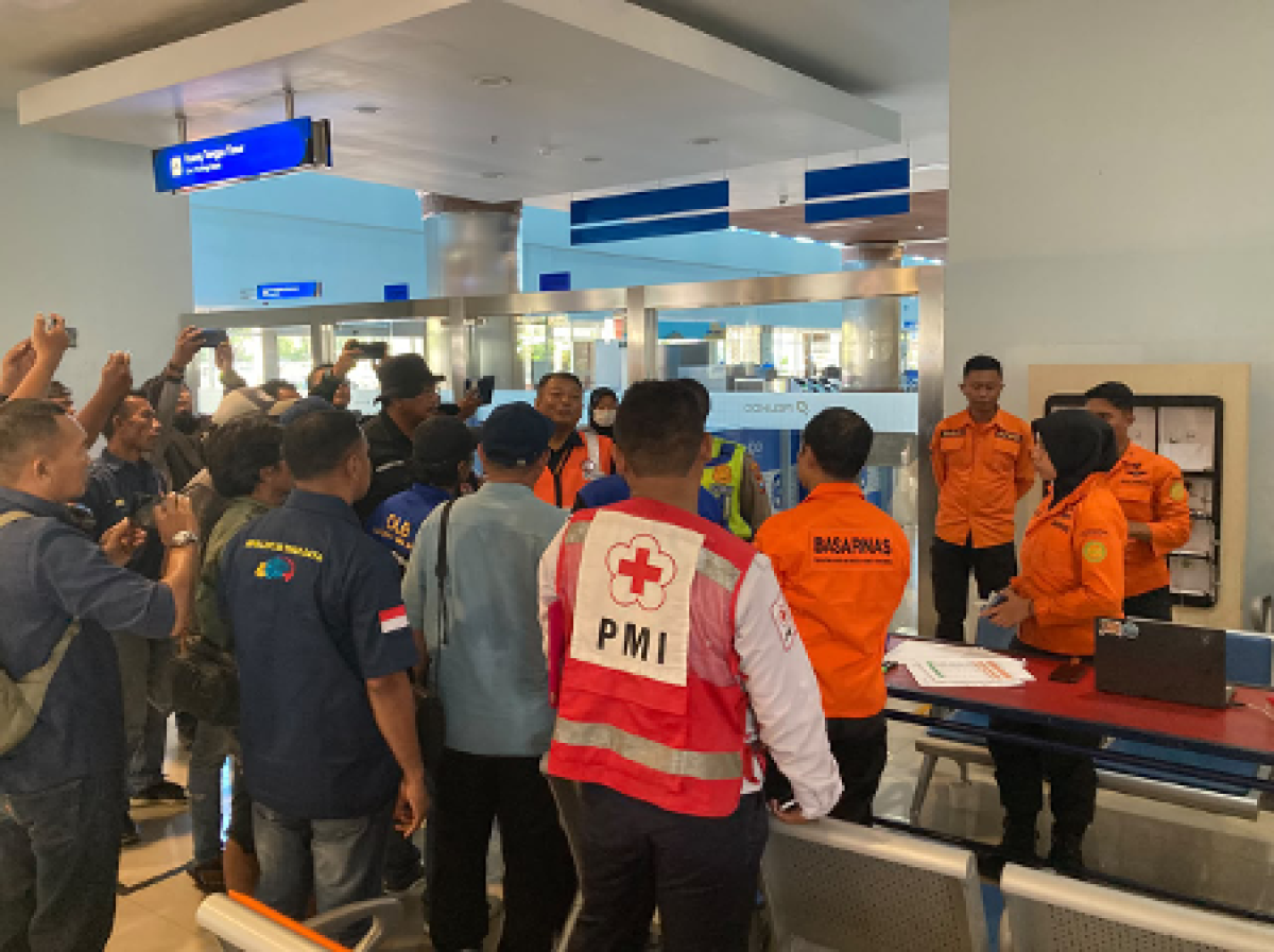 Perkuat Layanan RFL dan PFA, PMI Kota Surabaya Dampingi Keluarga Penyintas KM Virgo Transport 8