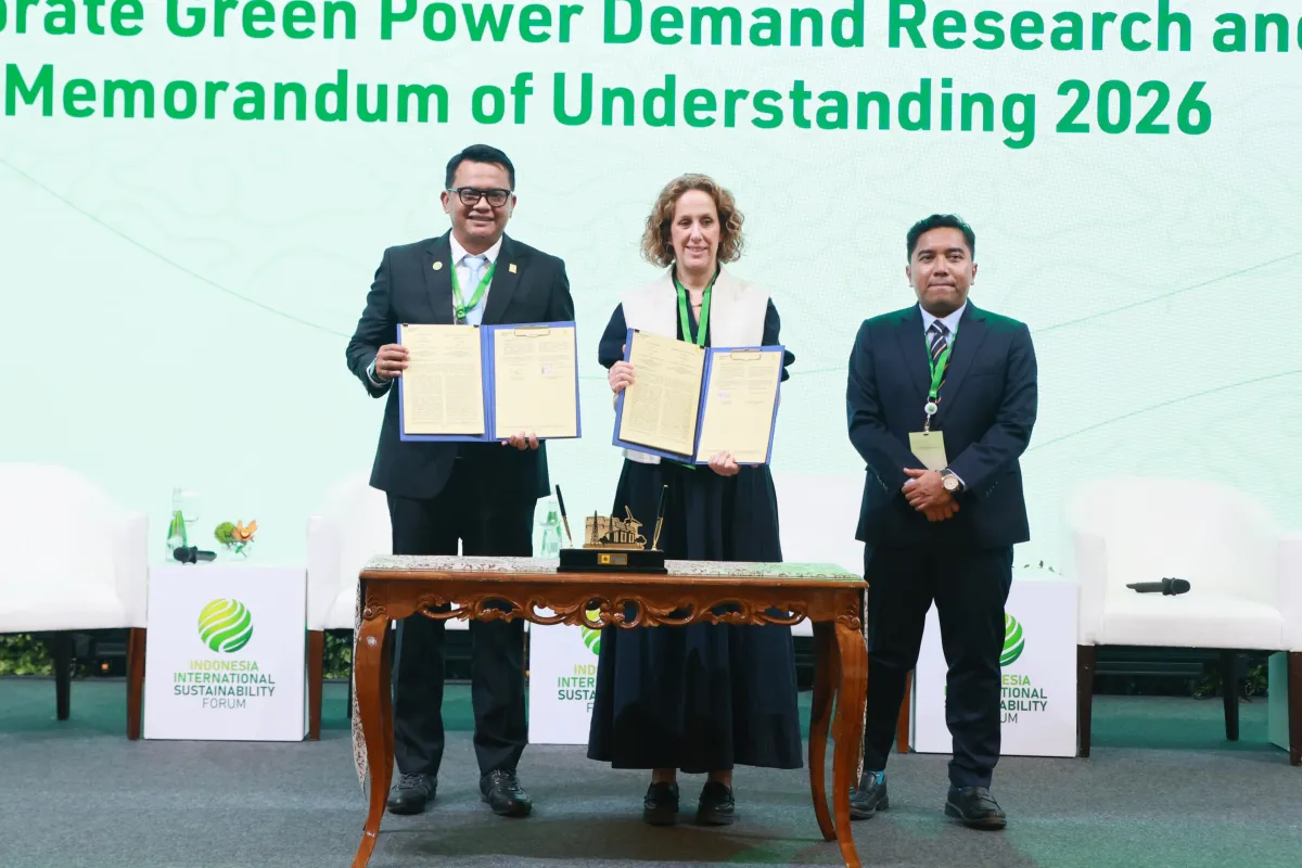 Buka Investasi Berkelanjutan di Indonesia, PLN dan The Climate Group Teken MoU Kembangkan Produk Energi Hijau