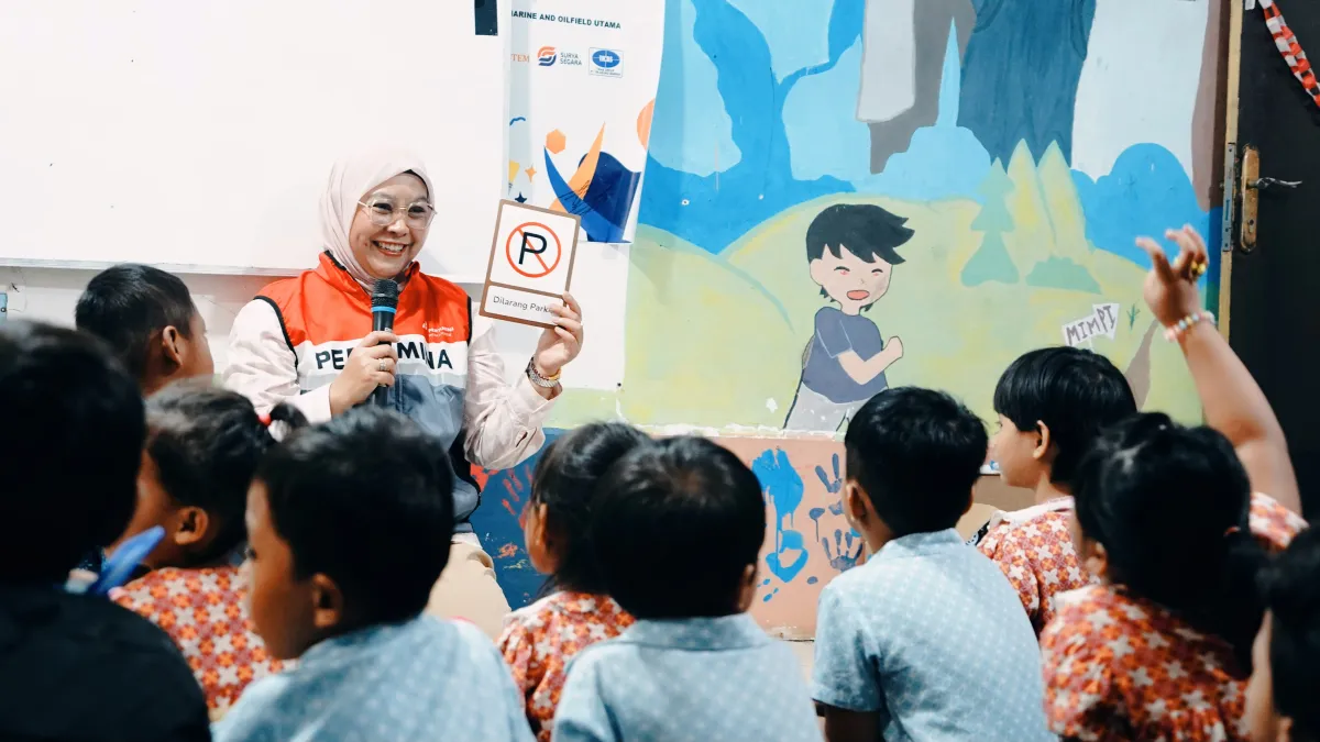 Relawan Patra Logistik Edukasi Murid SAAJA Kenali Mobil Tangki dan Keselamatan Jalan