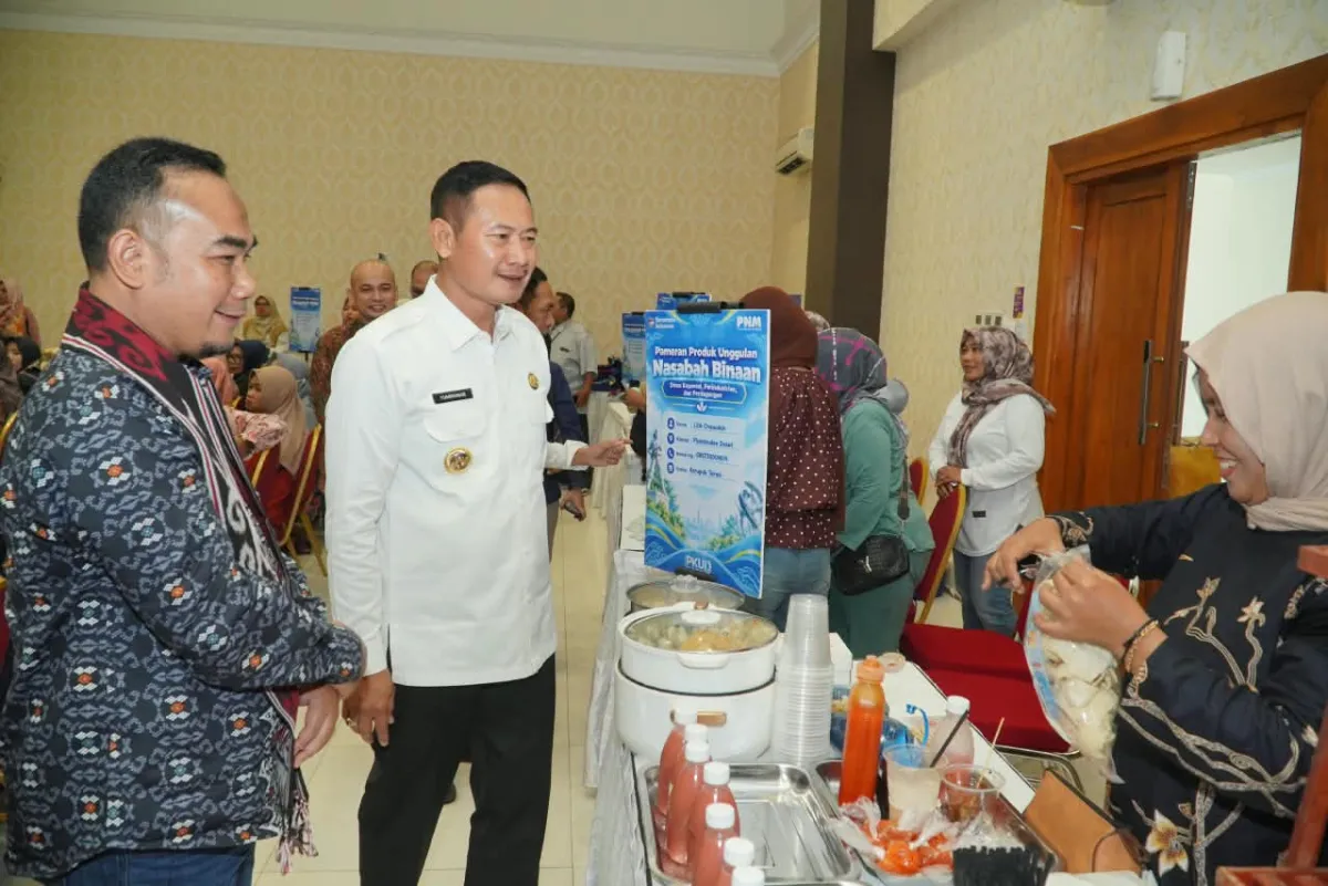 Dorong UMKM Melek Digital, Bupati Lamongan Ajak Pelaku Usaha Manfaatkan E-Commerce