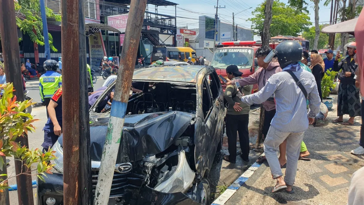 Xenia Terbakar di Sampang, Polisi Selidiki Dugaan Modifikasi Angkut BBM Subsidi