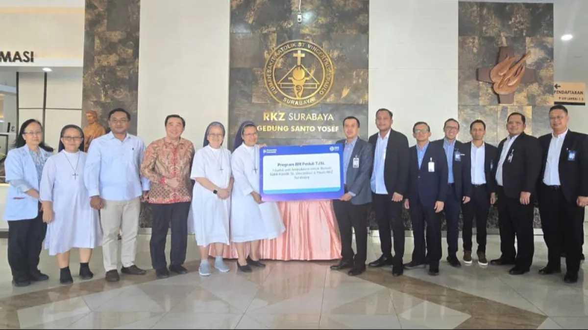 BRI Region 12 Surabaya Serahkan Bantuan Armada Ambulans untuk RKZ