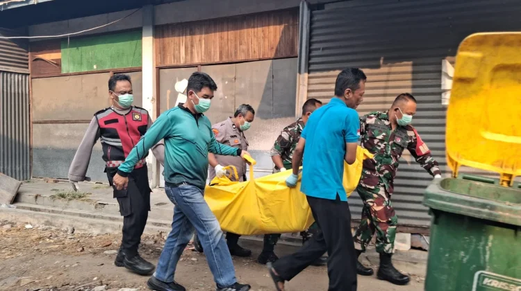 Kakek Itong Ditemukan Tak Bernyawa di Kios Pasar Kotak Madiun