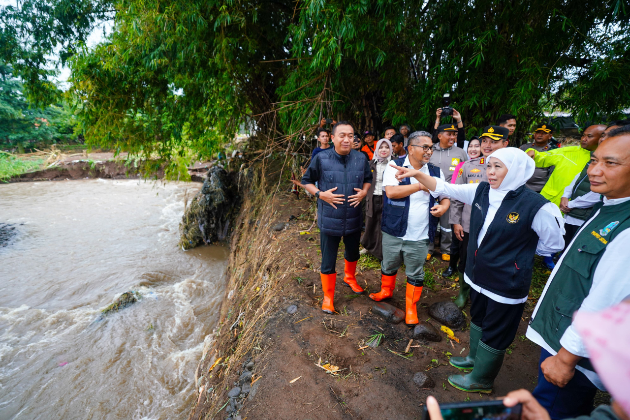 Gerak Cepat Khofifah Pulihkan Nadi Pertanian Situbondo, Targetkan Irigasi Rampung dalam Tiga Hari
