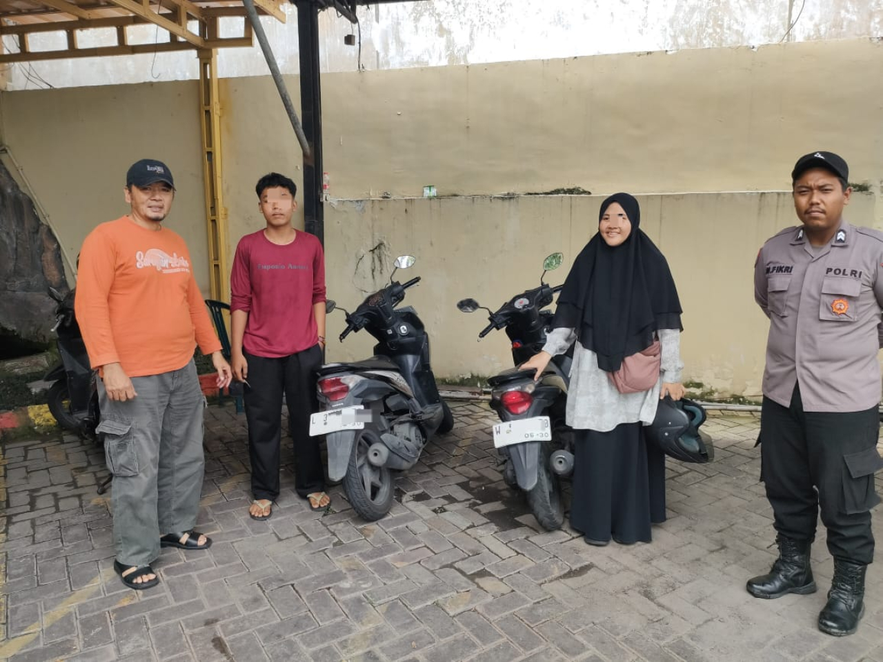 Motor Dikira Hilang, Polisi Ungkap Ternyata Tertukar di Parkiran Indomaret Manyar Gresik