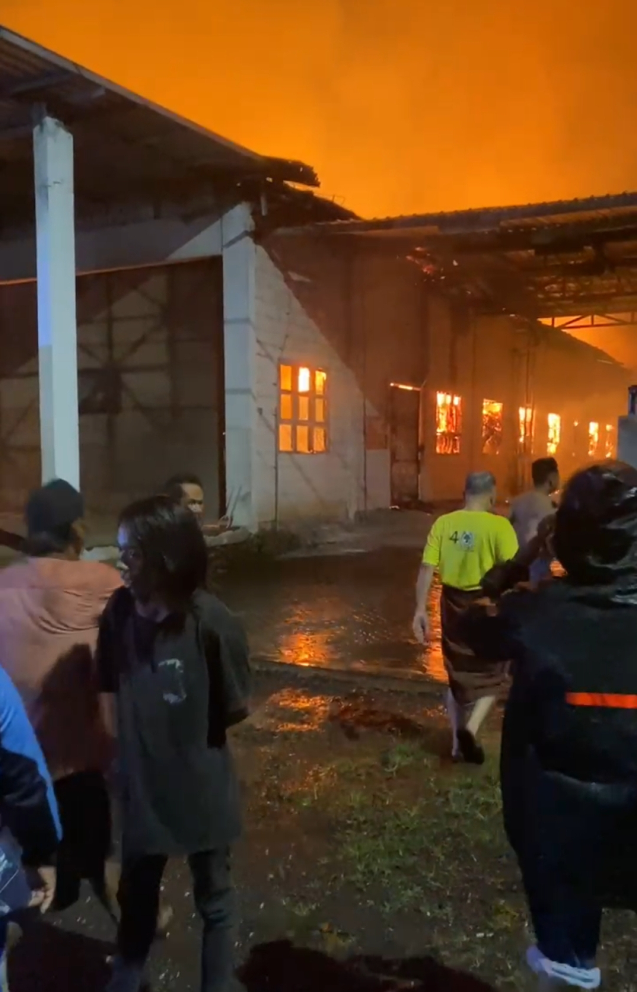 Gudang Tembakau di Arjasa Jember Terbakar, Proses Pemadaman Berlangsung Lebih dari 6 Jam