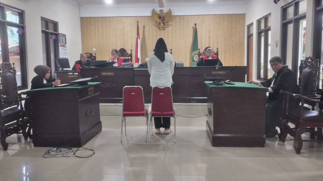 Kurir Sabu-sabu 1,1 Kg Divonis 15 Tahun oleh Majelis Hakim PN Madiun