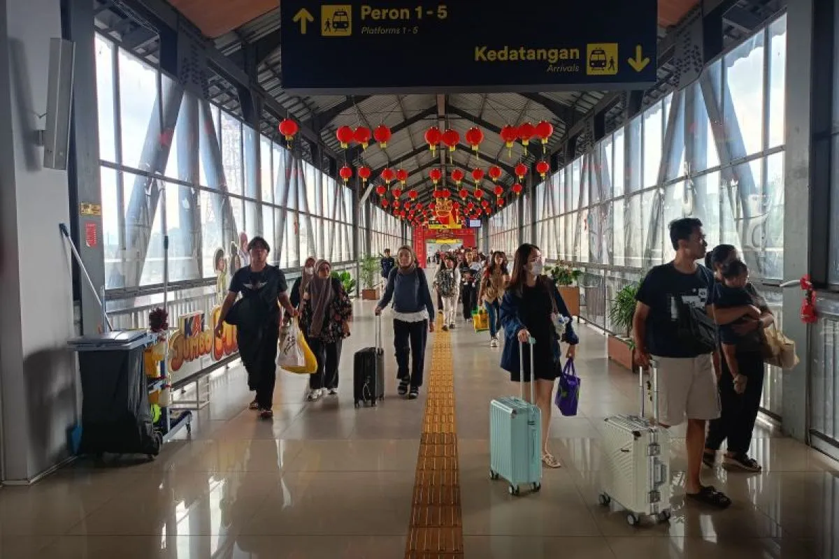 Libur Imlek, Jumlah Penumpang KA di Stasiun Malang Naik 16 Persen